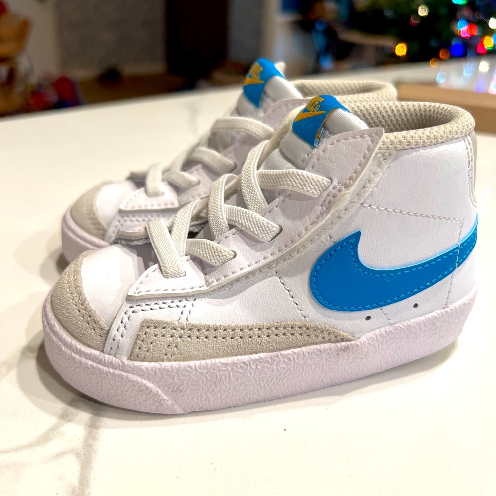Toddler Nike Blazer Mid ‘77  - size 6